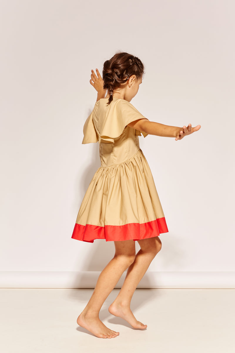 Es-Cape One's Notice